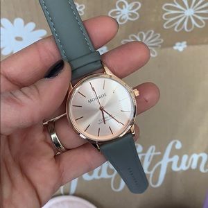 ❌SOLD!❌MONROÉ Watch from the spring FabFitFun box